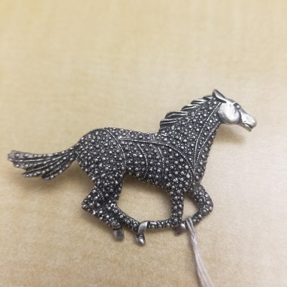 Seagull Fine Heavy Pewter Canadian Horse